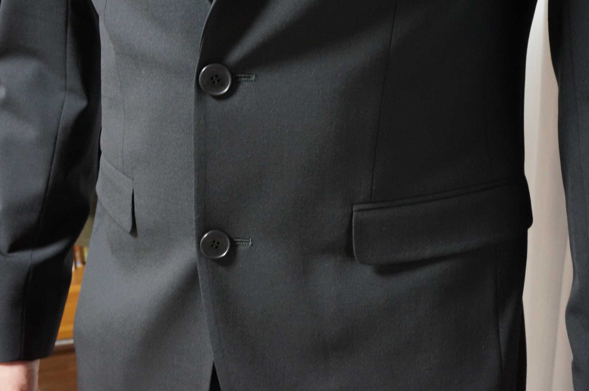 長身スリム・スーツ: 男性長身細身の方のファッション
