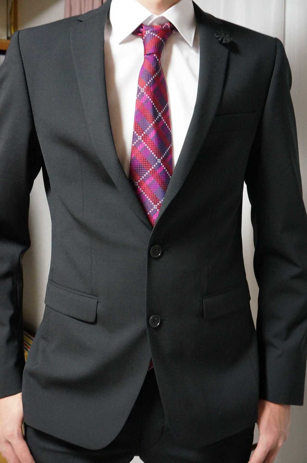 長身スリムスーツ: 男性長身細身の方のファッション